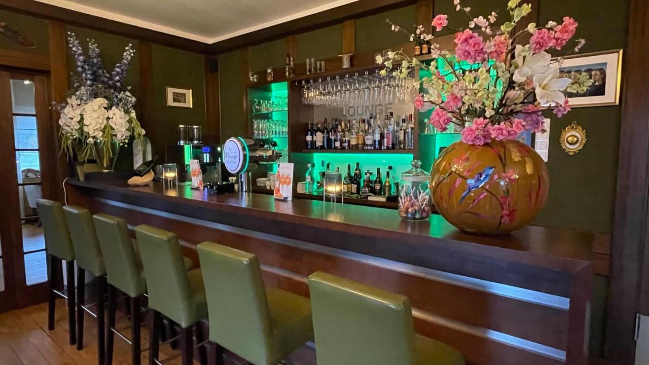 Boutique Hotel Restaurant Hollerather Hof Гелленталь Екстер'єр фото